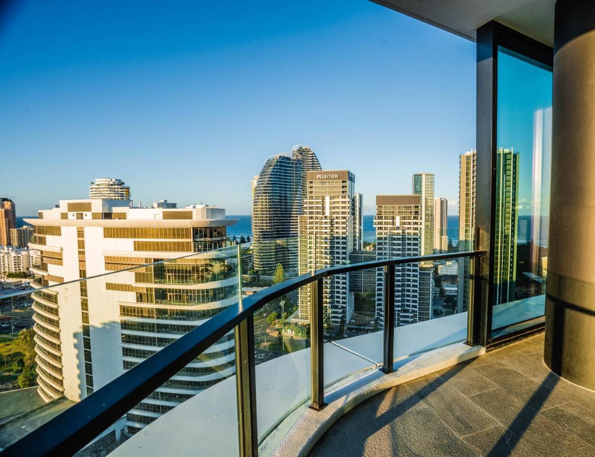 2 Bedroom Luxurious Family Apartment Next To Pacific Fair - Broadbeach Gold Coast Gc22 Eksteriør billede